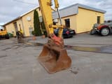 2018 Komatsu PC210LC-11 crawler excavator bucket and boom detail