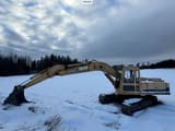 1984 Kobelco K907C crawler excavator side view