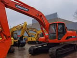 2019 Doosan DH220-7 crawler excavator, side view