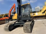 2020 Hyundai HX220HD crawler excavator, front three-quarter view