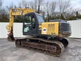 2000 Komatsu PC180LC-6K crawler excavator, side view