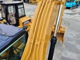2019 Caterpillar 320D2 гусеничний екскаватор, стріла й кабіна
