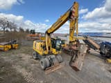 2017 Komatsu PW160-10 wheel excavator, front three-quarter view