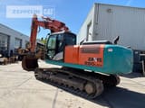 2014 Hitachi ZAXIS 250LCN crawler excavator, side view