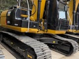 Escavadora de rastos Caterpillar 320D2L de 2024, vista lateral