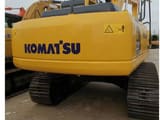 Escavatore cingolato Komatsu PC220-8 del 2020, vista posteriore