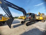 2022 Hyundai 210-9 crawler excavator, side view