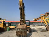 2014 Caterpillar 336D crawler excavator, front view of bucket and boom