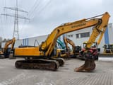 2008 Hyundai R320NLC-7A crawler excavator, side view