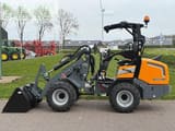 2026 Giant G2700 HD mini excavator, side view