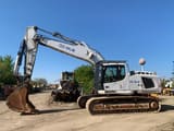 2014 Liebherr R936LC crawler excavator, side view