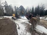2013 Volvo EC180DL crawler excavator, front three-quarter view