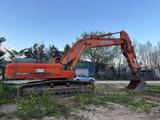 2009 Doosan DX420LC crawler excavator side view