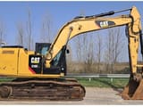 2014 Caterpillar 318E L crawler excavator, side view