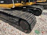 Escavadora de rastos Caterpillar 320D de 2022, vista do trem inferior
