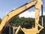2020 Caterpillar 320GC crawler excavator boom and bucket view