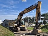 2015 Liebherr R936 NLC crawler excavator, side profile view