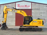 2018 JCB 220X LC crawler excavator, side view