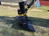 2025 Volvo ECR25D mini excavator attachment view