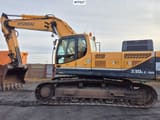 2015 Hyundai 330LC-9A crawler excavator side view