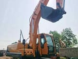 2019 Hyundai 220LC-9S crawler excavator, side view