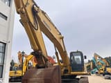 Komatsu PC400 Crawler Excavator, front-quarter view
