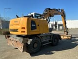 2017 Liebherr 914 wheel excavator, rear three-quarter view
