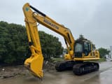 2023 Komatsu PC200-8 koparka gąsienicowa, widok profilu bocznego