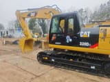 2024 Caterpillar 320D2L paletli ekskavatör, yan profil görünümü