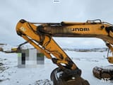 2007 Hyundai R320NLC-7A crawler excavator boom and arm detail