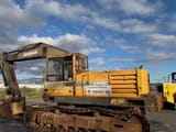 Åkerman EC300 crawler excavator, side view