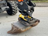 2017 Doosan DX57W wheel excavator attachment detail