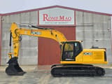 2018 JCB 220X LC crawler excavator, side profile view