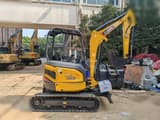 2022 XCMG XE26U mini excavator side view