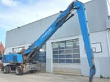 2020 Fuchs MHL360 F material handler side view
