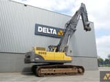 2000 Volvo EC460LC HR demolition excavator side view
