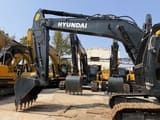 2025 Hyundai HX220HD crawler excavator side view