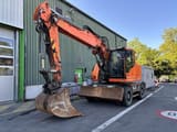 2014 Liebherr A918 wheel excavator, side profile view
