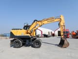 2015 Hyundai R140W-9A wheel excavator side view