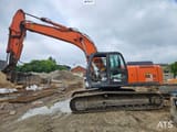 2011 Hitachi Zaxis 250 LC crawler excavator side view