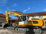 2012 Liebherr 926 LC crawler excavator, side profile view