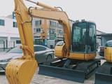Komatsu PC78US-6 mini excavator, front three-quarter view