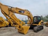 2020 Caterpillar 325D crawler excavator, side view