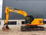 2018 JCB 220X LC crawler excavator, side view