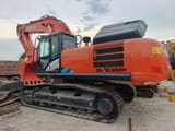 Hitachi ZAXIS 350H crawler excavator, side view