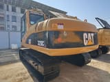 Gąsienicowa koparka Caterpillar 320CL 2023 widok z tyłu