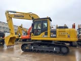 2024 Komatsu PC220-8 Raupenbagger, Seitenansicht