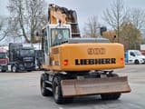 2009 Liebherr A900C wheel excavator rear view
