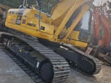 Excavator pe senile 2023 Komatsu PC220-8, vedere spate trei sferturi