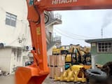 2015 Hitachi ZX200-5G crawler excavator boom and bucket view